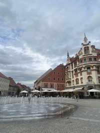 🇸🇮 Main Square of Maribor : Mariborska promenada 🏛