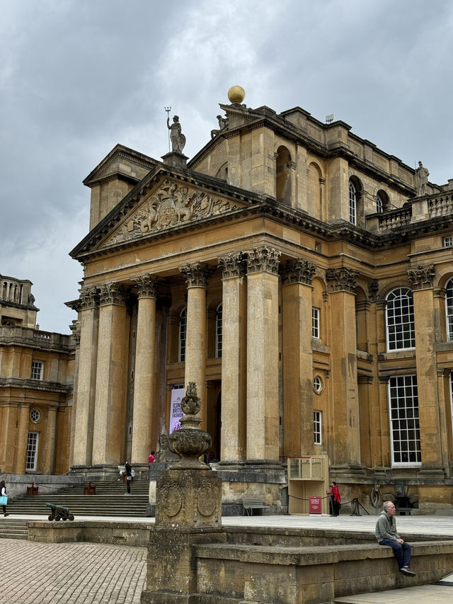 探索英國的輝煌歷史：Blenheim Palace 🏰✨