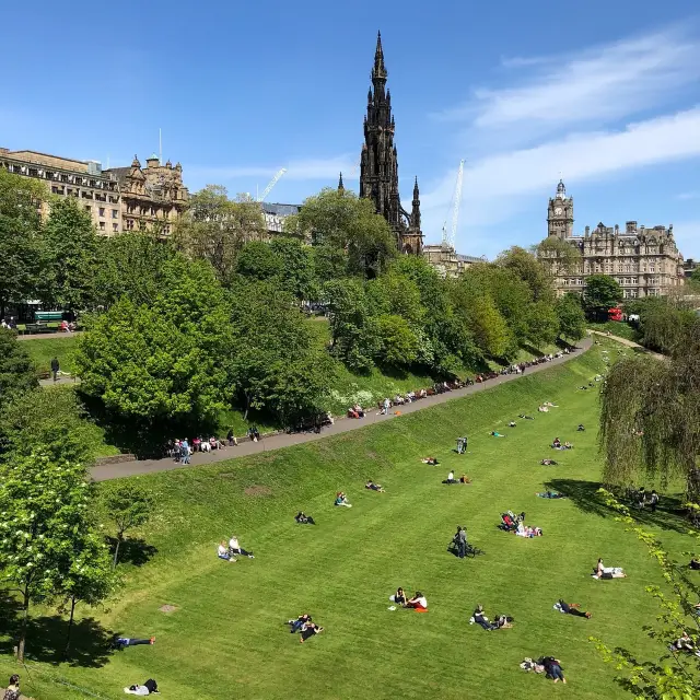 The Enchantment of Edinburgh