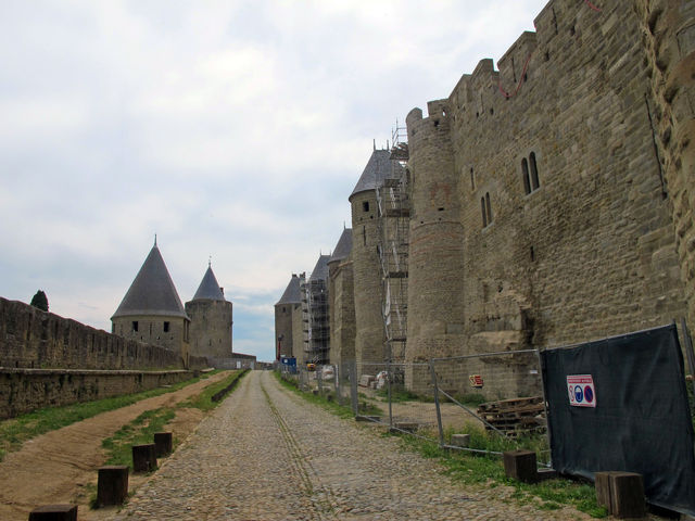 <固若金湯的中世紀堡壘 - 卡爾卡松城堡 (Cité de Carcassonne)>