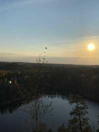 “Spent a perfect autumn day hiking in Nuuksio National Park, Finland🍂🌲