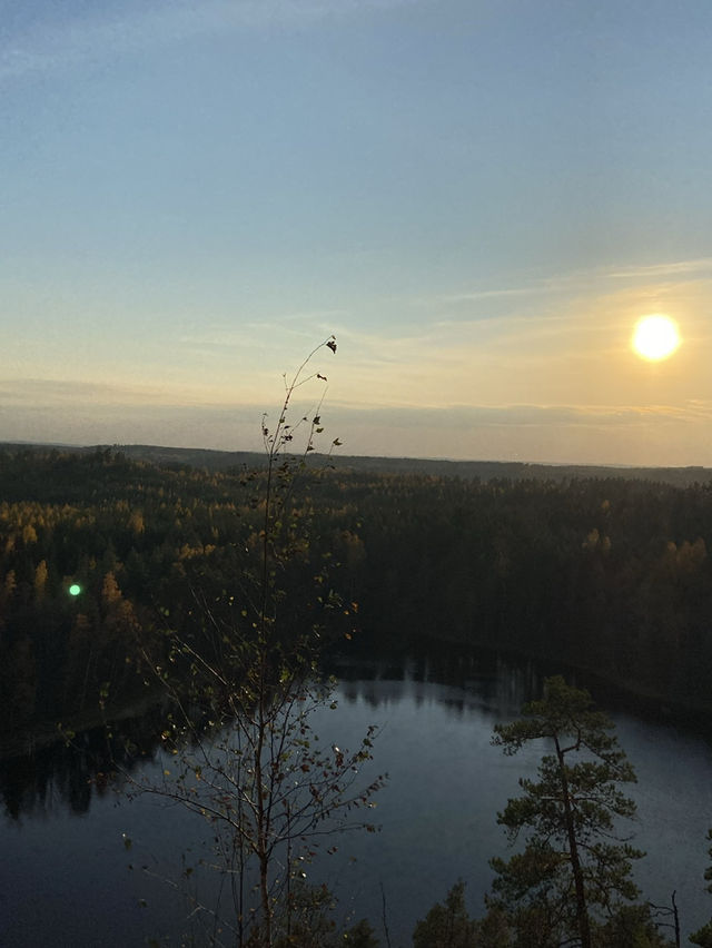 “Spent a perfect autumn day hiking in Nuuksio National Park, Finland🍂🌲