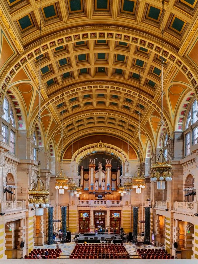 🎨✨ Discover the Wonders of Kelvingrove Art Gallery & Museum, Glasgow! ✨🎨