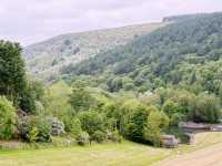 🚞💧 Manchester to Ladybower Dam: A Scenic Reservoir Day Trip