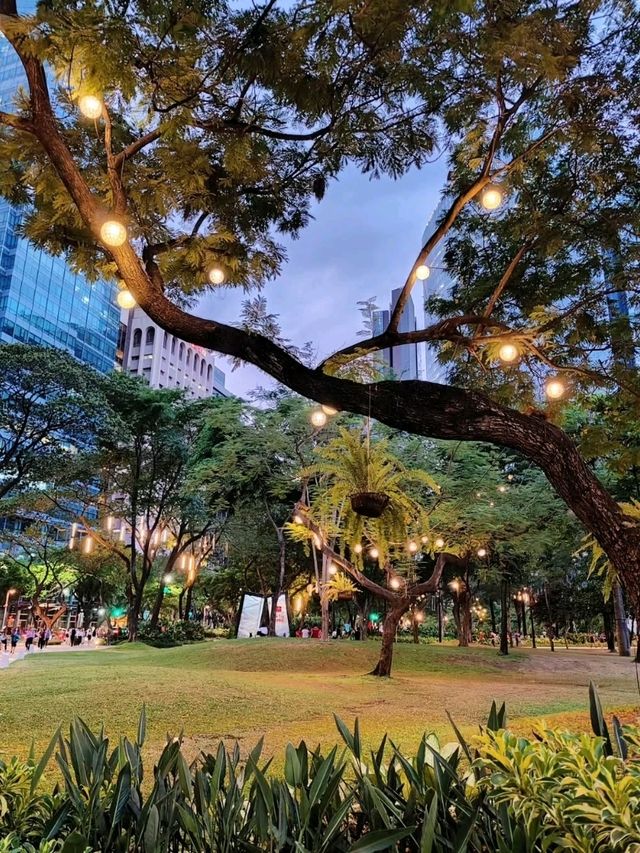 🏙️ Makati: The Stylish Pulse of Metro Manila 💼🌿