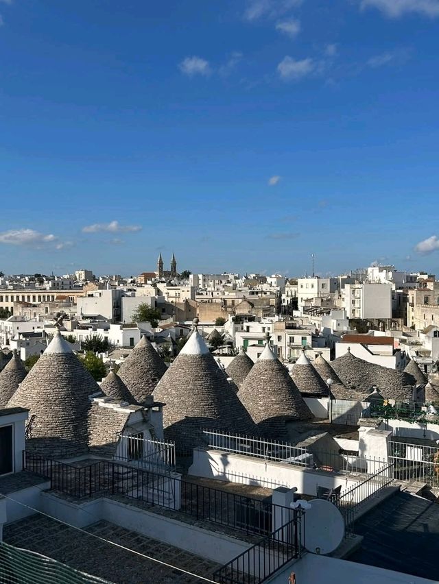 🎃 Magic in Alberobello, Italy! 🕯️ 🎃 Magic in Alberobello, Italy! 🕯️