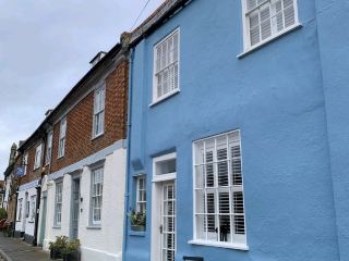 St Ives Market Day: Quiet, Drizzly & Still Utterly Charming 👌😃☔️