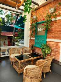 The Kathmandu Guest House, which carries the memories of world travelers, is a must-visit hotel in Nepal.