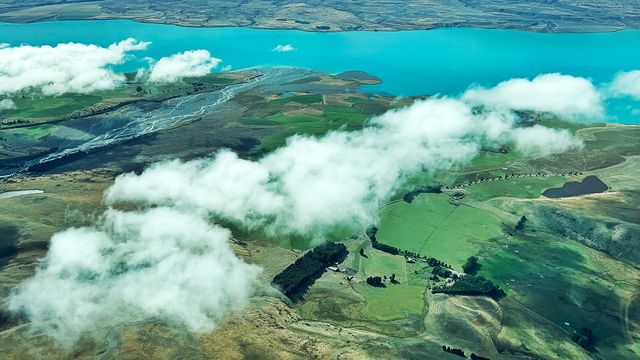 In the expanding universe, be yourself. | New Zealand