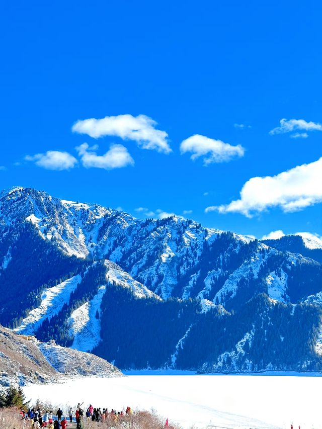 冰封的天山天池，才是此生不容錯過的地方