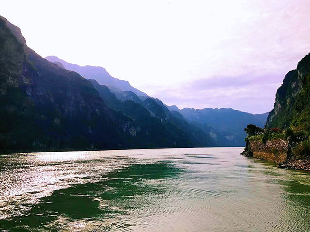 西陵山水天下佳：西陵峽風景區