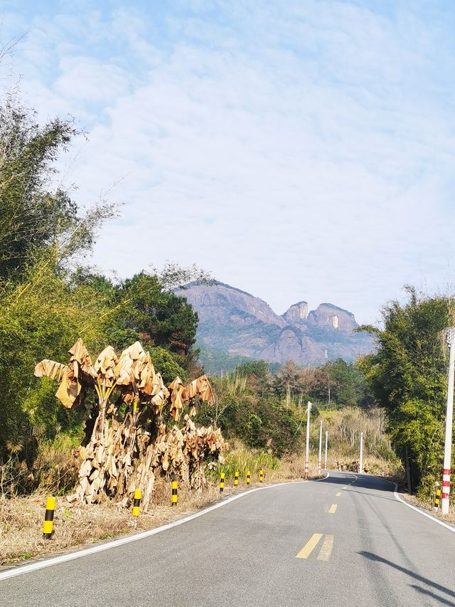 韶關丹霞山：最美「網紅公路」～閱丹公路