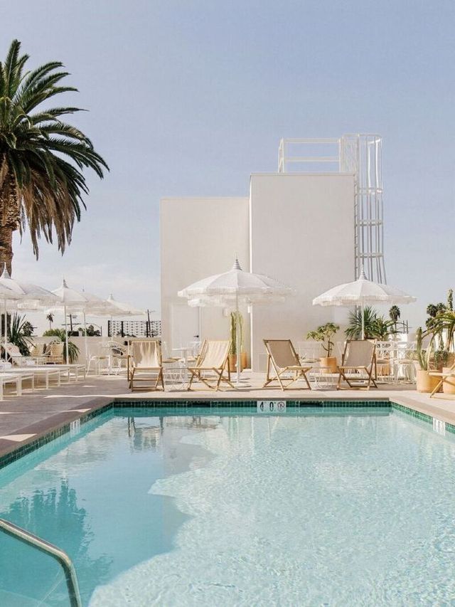 🌟 LA's Top Hotel Havens for a Dreamy Stay 🌴✨