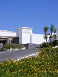 🌟 Elounda's Luxe Escape: Top Suites & Spa! 🏖️🧖‍♀️