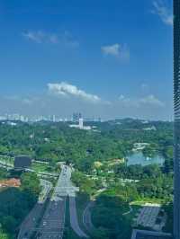 🌟 Kuala Lumpur's Le Méridien: Luxury & Location! 🌟