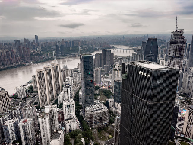 Chongqing’s OPEN-AIR rooftop view!