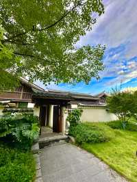 到桂林旅遊要住進這家山水畫的酒店裡