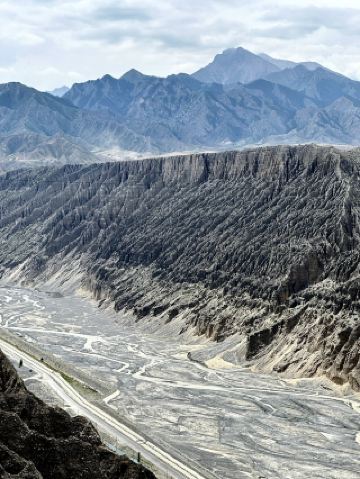 冬遊新疆北疆-烏魯木齊 美到窒息的攻略來啦