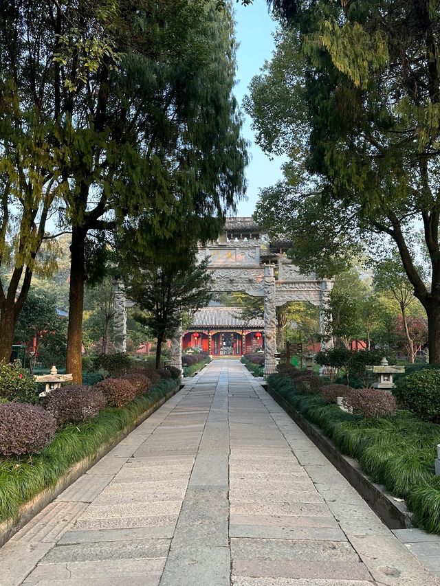清明小長假 去成都-樂山玩轉美食與古蹟