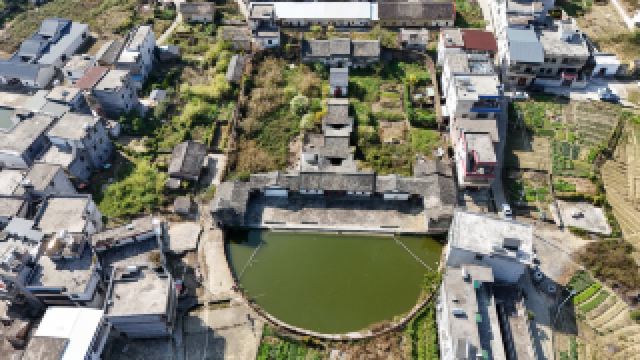 広東省連平県立新村の鍋耳屋