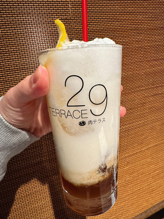 新宿必衝！這家烤肉店讓我秒變瘋狂安利怪！焼肉29テラス真的太絕了，神戶牛直接封神🥩！