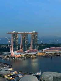 Singapore Marina Bay Sands Hotel is Breathtaking🏨