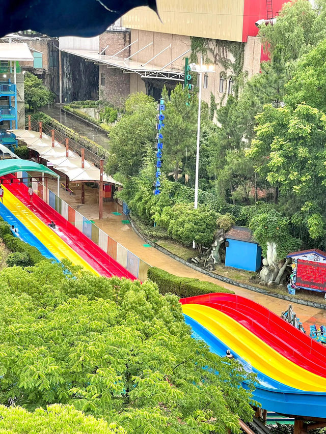🌊杭州浪浪浪水公園｜夏天的快樂老家