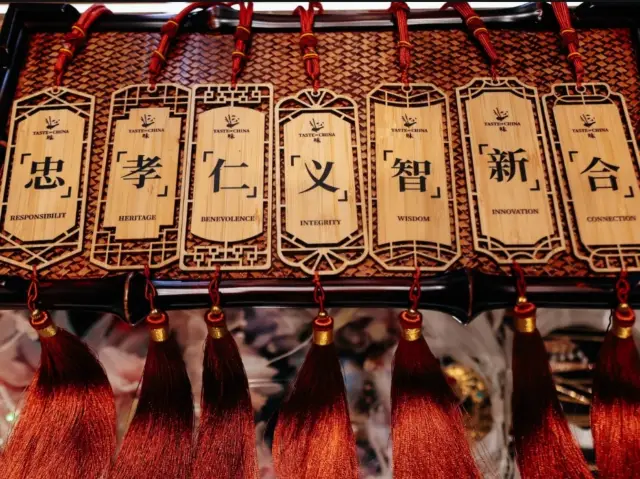 上海沉浸式餐廳：電影般的用餐體驗