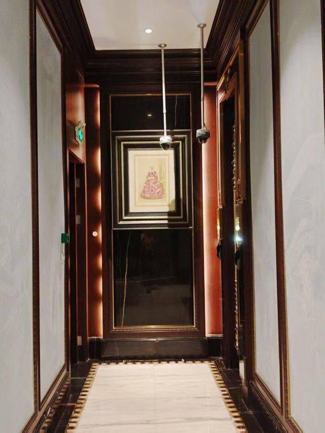 黑膠配旗袍?青旅文藝到骨子裡 黑膠配旗袍?青旅文藝到骨子裡