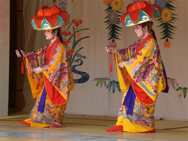 Free Ryukyu Dance Performance on Okinawa Island