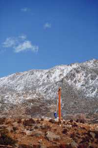 日照金山，雪山彩林，我在川西的油畫世界拍大片！