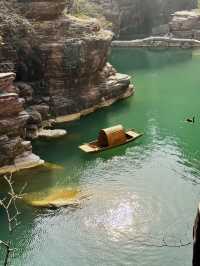 闖入億萬年前形成的峽谷