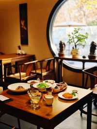 魔都辣妹必衝!陽春三記超絕蟹粉麵好吃到尖叫!