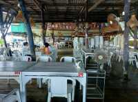 ร้านอาหารวิวดี ที่ แหลมหินซีฟู้ด
