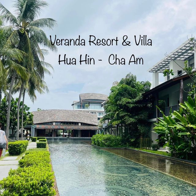 พักผ่อนติดริมทะเลที่ Veranda Resort 