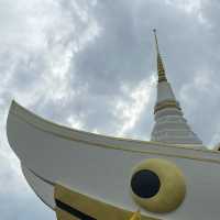 วัดสวยกลางกรุง