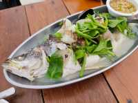泰國華欣-浪漫海邊餐廳|Chomview seafood|