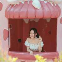 คาเฟ่ธีมหมู่บ้านขนมหวาน สวยดั่งเทพนิยาย