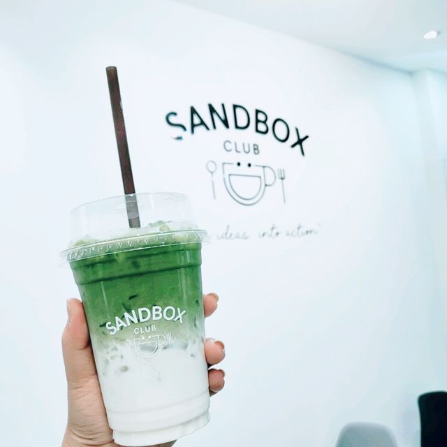 SANDBOX CLUB  คลับกาแฟสุดซอยอารีย์