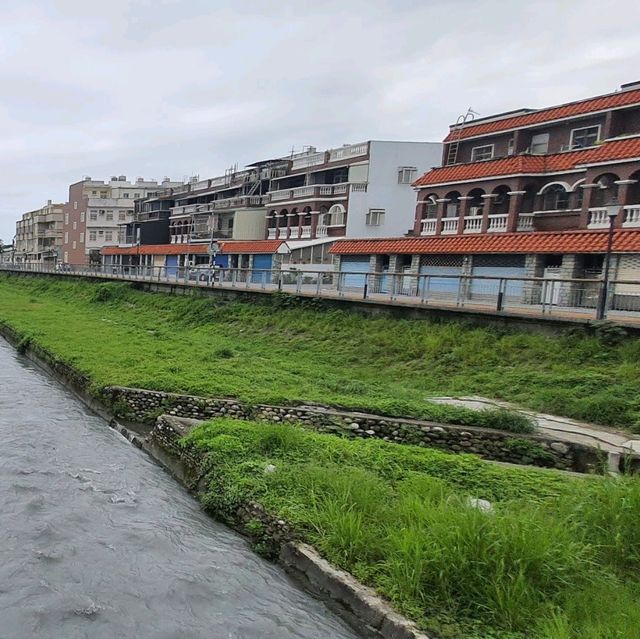 沿溪而行，花蓮七腳川公園