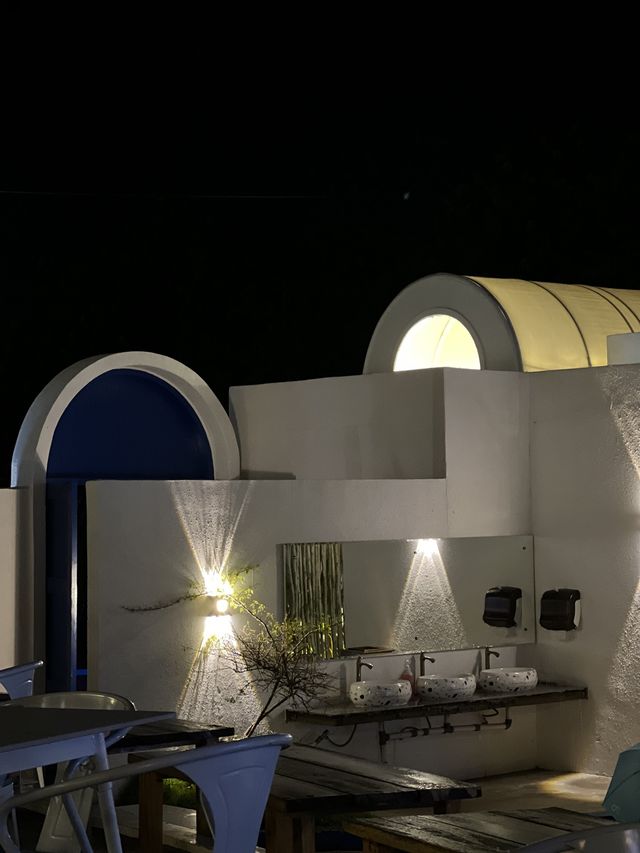 🌟 De'Sands: Santorini in Batam! 🏝️