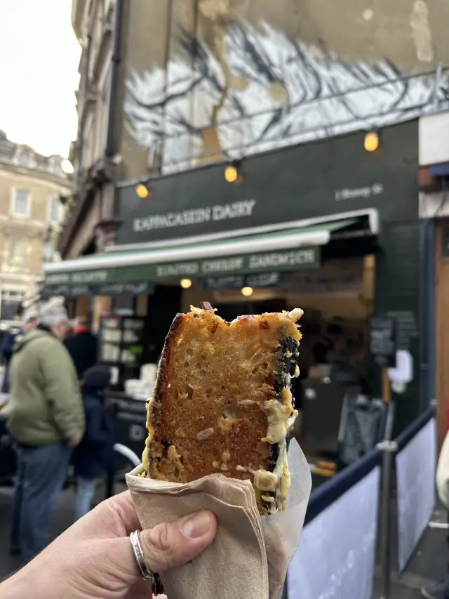 All the good food at Borough Market 😋