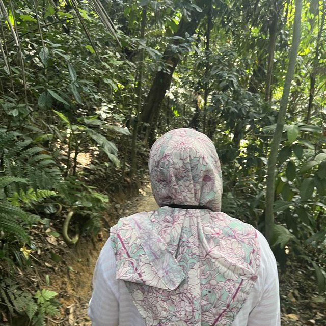 HIKING AND JOGGING AT TAMAN TUGU 