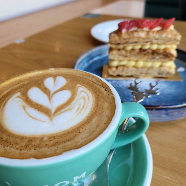 牛頭角木系輕鬆寫意Cafe 