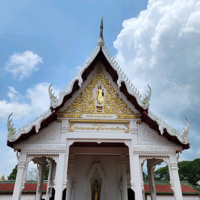 วัดพระบรมธาตุไชยาราชวรวิหาร 