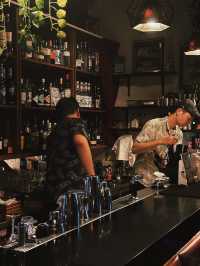 《台北》巷弄復古餐酒館 調酒超美超好喝-離城放感情