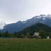 瑞士少女峰的門戶-超美的小鎮 Interlaken