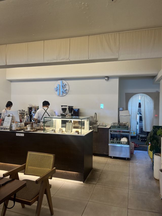 광안대교가 한눈에 보이는 부산 광안리 카페 차선책