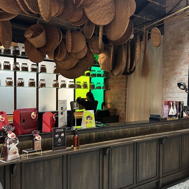 제가 방콕가면 항상 방문하는 곳 공유!🙌 Karmakamet diner