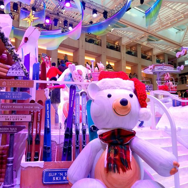 The great white bear-ing gifts of laughter🐻‍❄🎁❄️